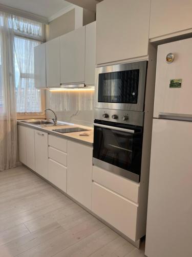 Grand New Bazaar Apartment, Tirana (photo 8)