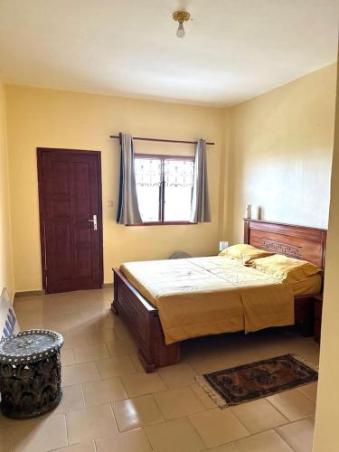 Apparemment meublé efoulan (Yaoundé)