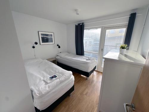 Two-Bedroom Apartment with Balcony -Vesturgata  image 4