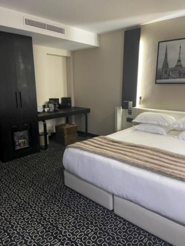 Hôtel Elysées Paris - image 8