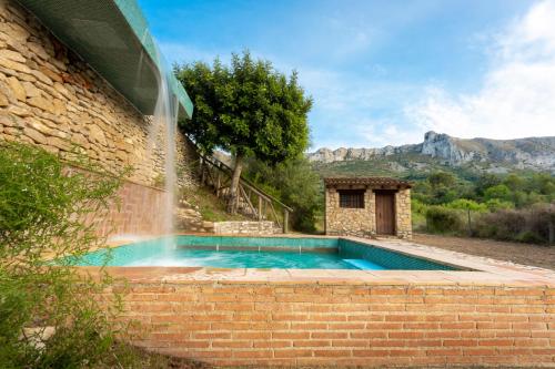 Casa Rural Ca Ferminet & Cabañas de montaña La Garriga