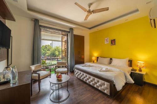 Lime Boutique B&B GK-1 at Kailash Colony Metro , Greater Kailash near Eros Hotel Nehru Place - Chhatarpur
