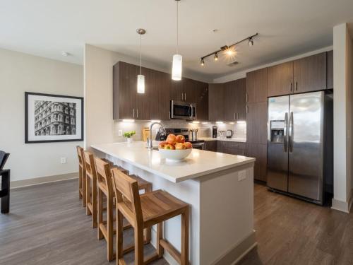 Modish and Spacious Apartments at The Exchange on Erwin in Durham, North Carolina in Durham (NC)