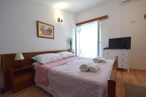 Apartments Pavic - image 11