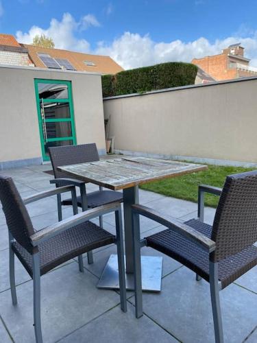 Woning met 4 slaapkamers in Zelzate