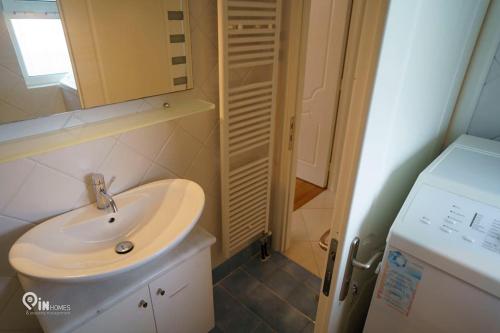 'On The Wave' With Amazing View 'On The Wave' With Amazing View