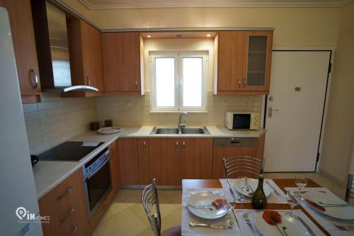 'On The Wave' With Amazing View 'On The Wave' With Amazing View