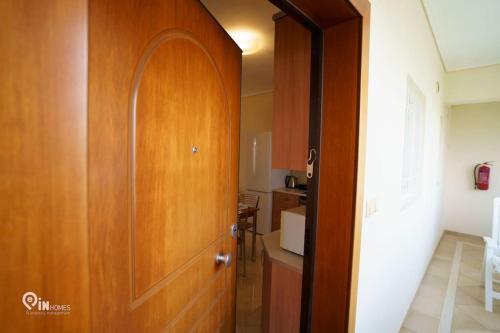 'On The Wave' With Amazing View 'On The Wave' With Amazing View