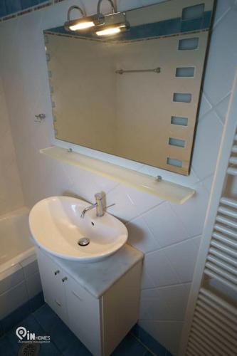 'On The Wave' With Amazing View 'On The Wave' With Amazing View