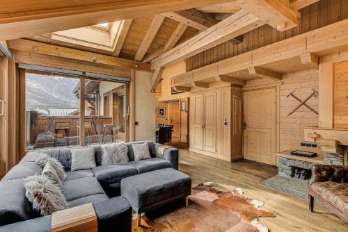 APARTMENT LONGVIEW - Central Chamonix - Sleeps 8 - image 8