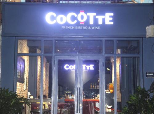 ホーチミン Huyen House - Home is where your heart is 3つ星 ゲストハウス レストラン