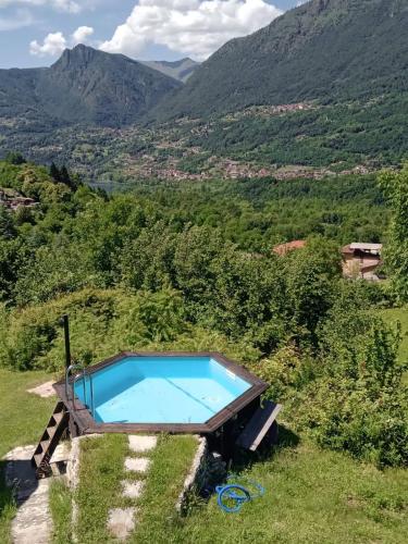 Swimming pool, Casale La Selva Cottege piccolo in Piano Porlezza