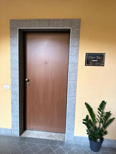 Casa Julie Latina