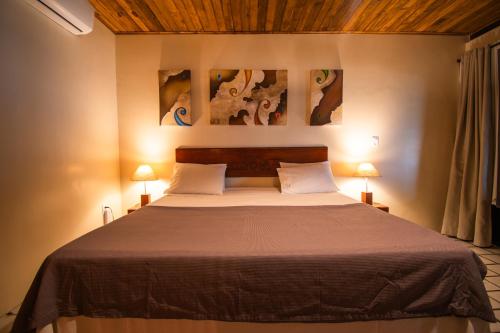 Deluxe Suite with Sea View image 10
