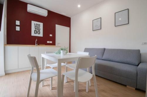 FICO 1 APARTMENT'S - Tap to explore photos