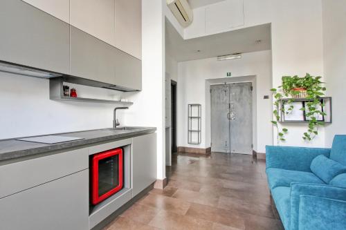 SuitInn19 - image 13