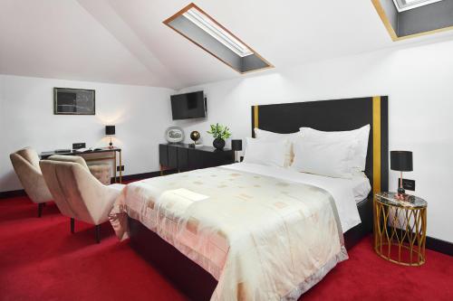 Suite with Terrace and Sea View room in King Kresimir Heritage Hotel - Adults only