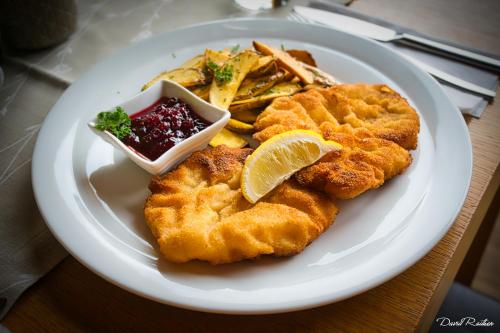 Hotelpension Alpenrose Ebnit, Unterkunft in Dornbirn