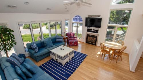 Oceanside, Close to beach, Community Amenities, 666, Moments Of Grace, Corolla (photo 6)
