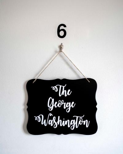 The George Washington on Mt Washington in Pittsburgh, USA