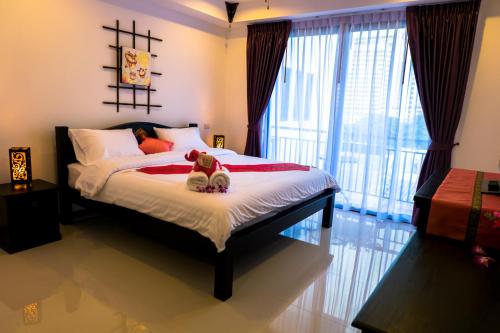 パタヤ Swiss Paradise Boutique Villa 3つ星 ホテル スイート