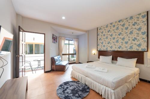 room detail thumbnail 0