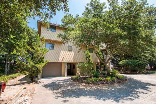 Oceanside, Hot Tub, Community Pools, Close to beach, Community Amenities, 733, Sandy Paws