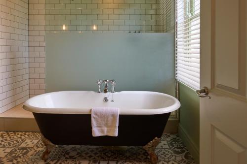 Junior Suite image 6