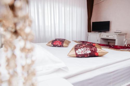 Hotel Capitol - image 6