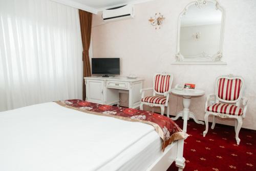 Hotel Capitol - image 10
