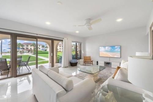 George Town Villas #117 in 大開曼島