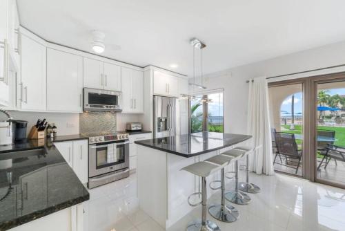 George Town Villas #117 in 大開曼島