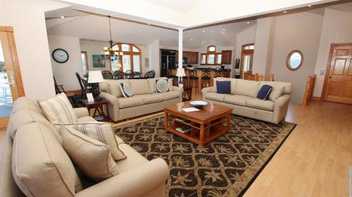 OCEANFRONT, Ocean Views, Pool, ELEV, H Tub, Dogs Welcome, CD1, A Great Place, Duck (Foto 6)