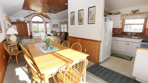Oceanside, Dogs Welcome, Easy walk to the Beach, CD12, Marsh Rose Cottage, Duck (Foto 6)