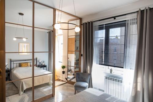 City Centre Elegance: Kosancicev Venac Studio