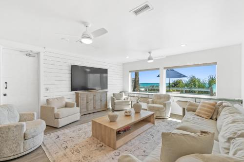 Family Tides Beach House by Panhandle Getaways thumb 3
