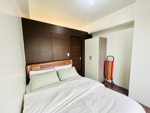 Air Residence Makati Room Type - Deluxe Apartment
