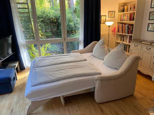 Einliegerwohnung mit Wintergarten (EG) in Kleinmachnow