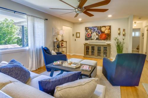 Luxurious Morgantown Retreat with Stunning Views! in Morgantown, USA