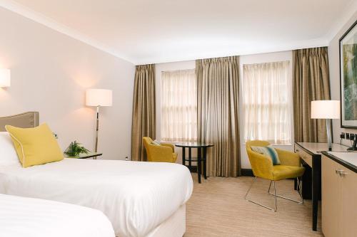 Royal Berkshire - image 2