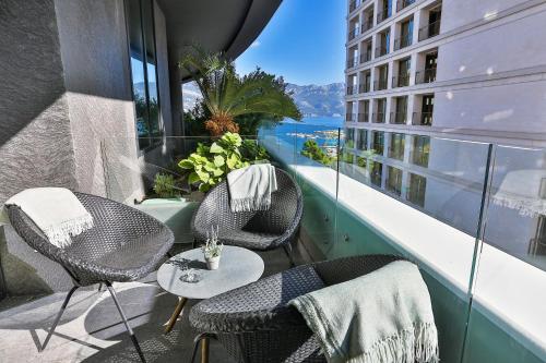 Apartment with Sea View image 9