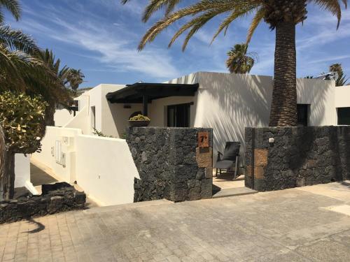 Bungalow LIDO-Playa Roca residence with sea front access - Free AC - Wifi 3