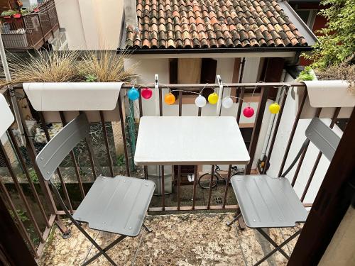 San Bernardino monolocale con balcone, Verona (fotografie 3)