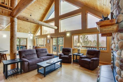 Spacious Terry Peak Cabin Less Than 1 Mi to Ski Lift - Lead