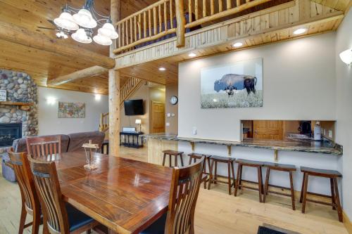 Spacious Terry Peak Cabin Less Than 1 Mi to Ski Lift