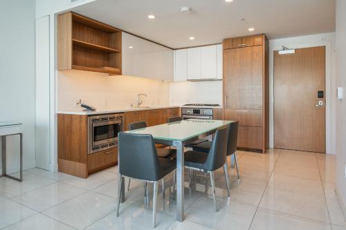 One Bedroom Suite  image 2