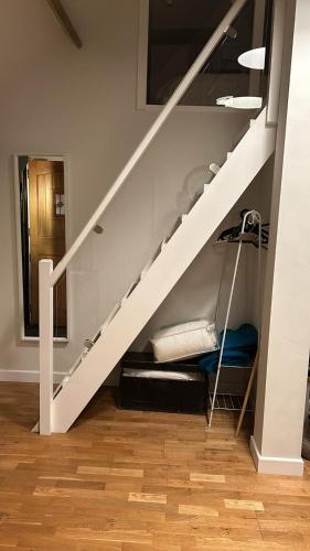 Exterior view, The Little Barn - Self Catering Holiday Accommodation in Hindhead