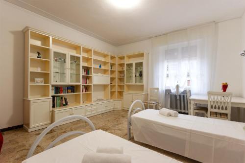  Flower apartment in Mantua