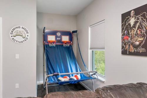 Lake Front Home, only 18 miles to Pigeon Forge! in Sevierville, USA