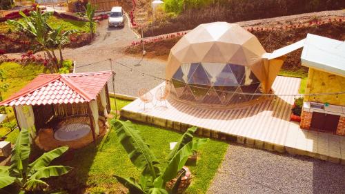 Las Colinas Glamping